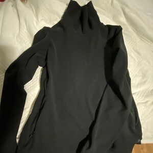 Reitmans Hyba turtleneck sweatshirt